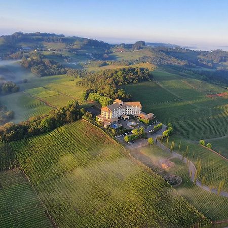 Spa Do Vinho Condominio Vitivinicola Bento Gonçalves Esterno foto Aerial view of the winery