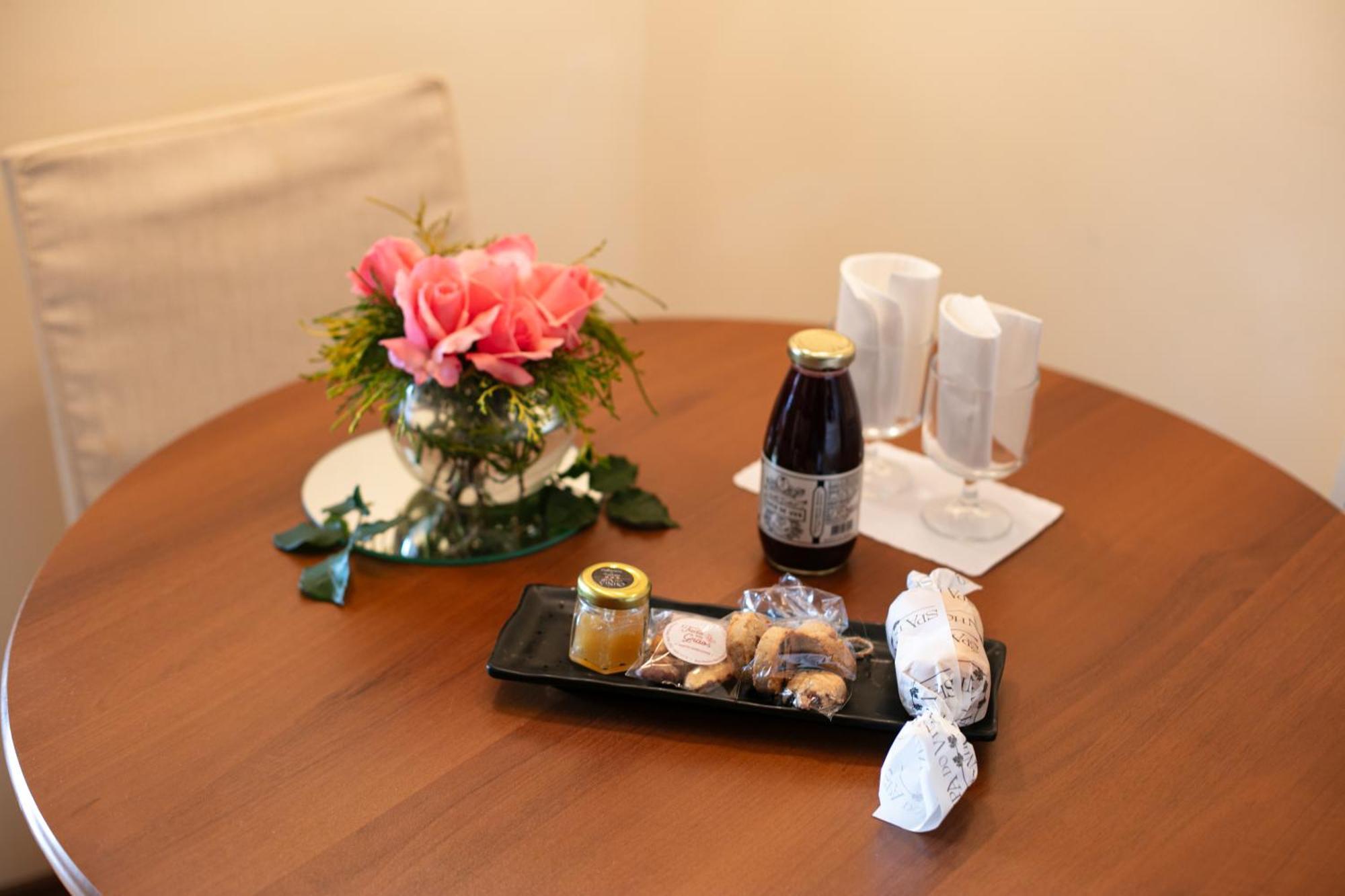 Spa Do Vinho Condominio Vitivinicola Bento Gonçalves Esterno foto A bottle of Kirin Ichiban Shibori